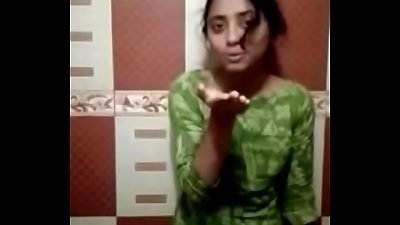 Bengali lady Rukaiya striptease self recorded video - desiunseen.net
